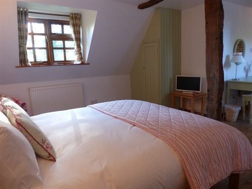 The Old Pear Tree Bed & Breakfast Whepstead ภายนอก รูปภาพ